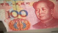 China derreteu reservas em agosto para sustentar a moeda
