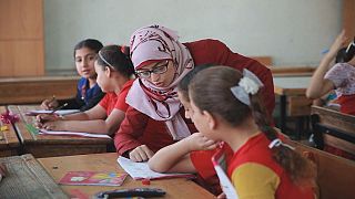 Учеба против депрессии: беженцам помогают педагоги