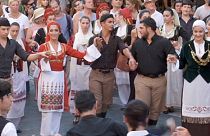 جزيرة كريت اليونانية تحتفي بالموسيقى والرقصات الشعبية