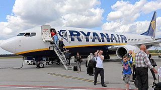 RyanAir boosts profit forecast by 25 percent