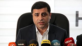 Demirtaş: "Bu halde insanlar nasıl oy kullanacak?"