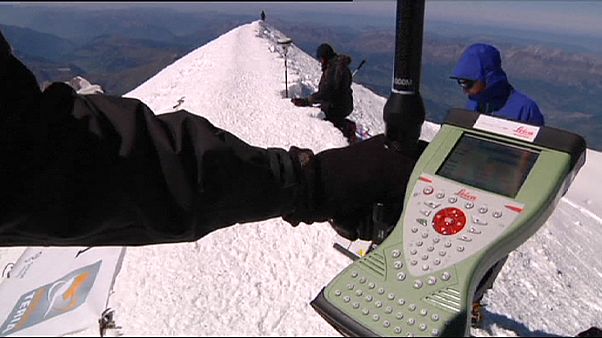 Trois mètres en moins pour le Mont-Blanc Trois mètres en moins pour le Mont-Blanc