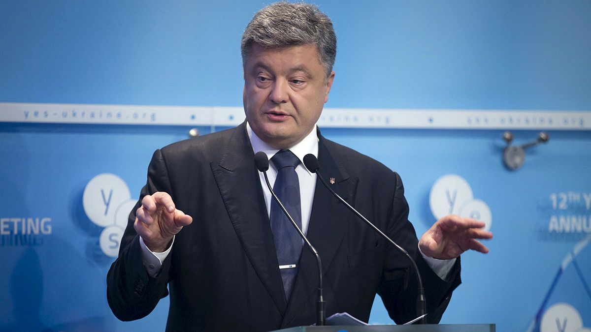 Poroshenko se muestra optimista por la evolución del alto el fuego