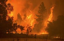 La Californie dans l'enfer des flammes