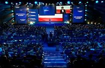 برنامه های اقتصادی دو حزب مطرح لهستان در آستانه انتخابات