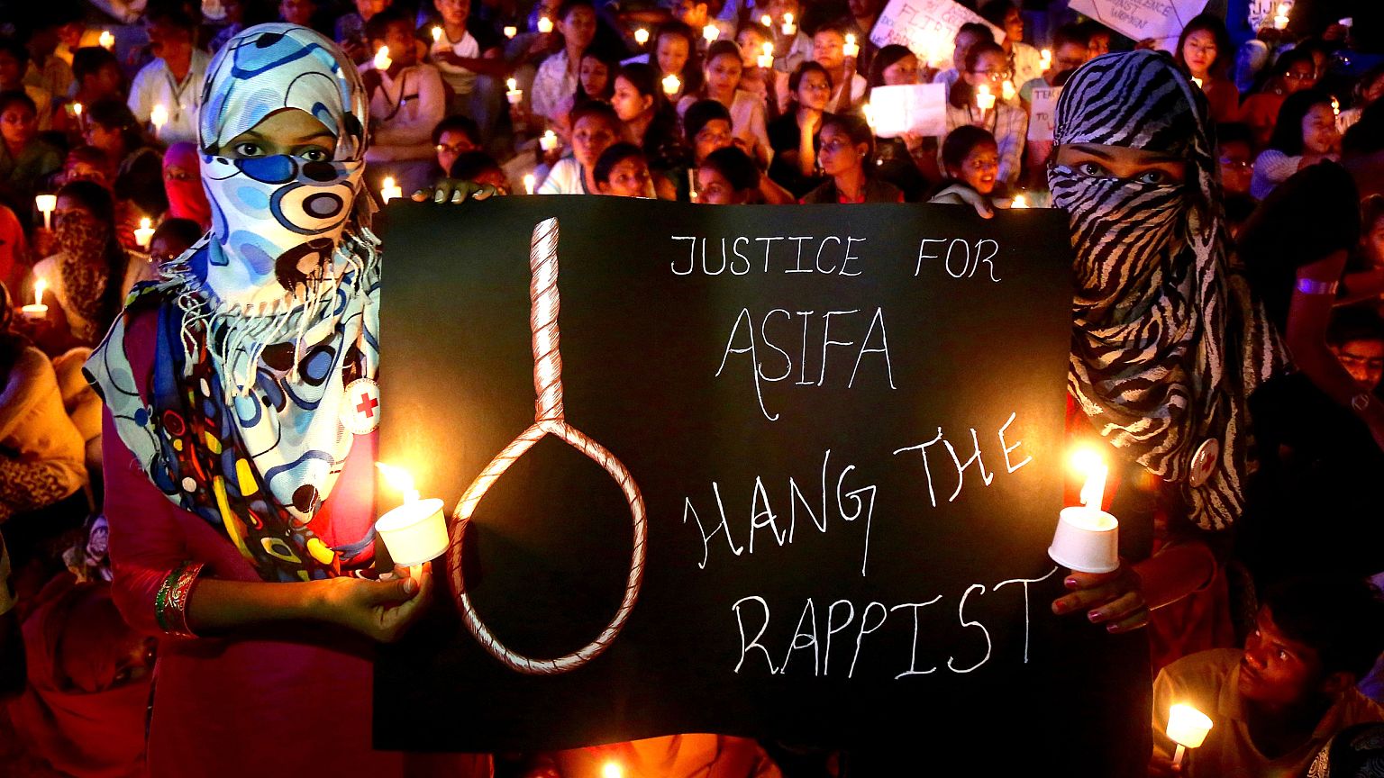 Image: People protest for Rape victim in Bangalore