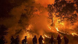 23 000 desplazados por los incendios en California