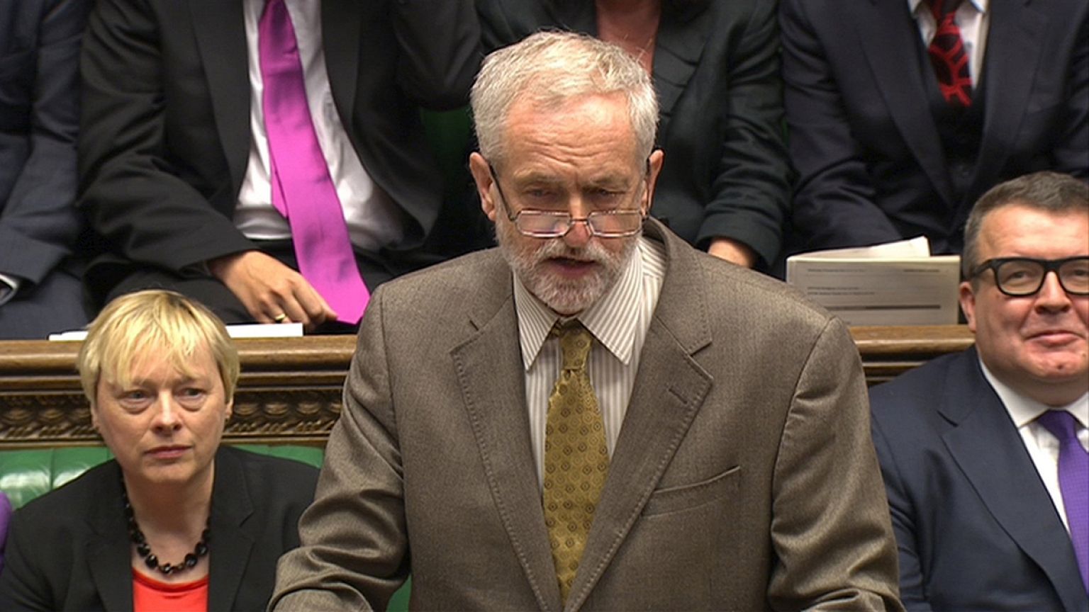 Jeremy Corbyn hace gala de su estilo en el Palacio de Westminster