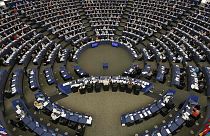 Parlamento Europeu aprova recolocação de mais 120 mil refugiados