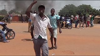 Burkina Faso: Protests on streets ahead of curfew