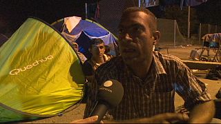 Noche de calma en la frontera entre Serbia y Hungría