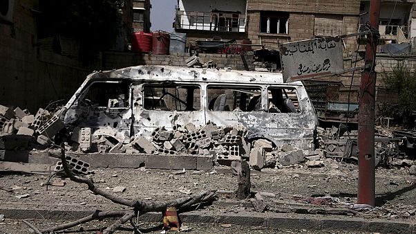 Syrie : vidéos amateurs de la guerre et ses dégâts, à Alep Syrie : vidéos amateurs de la guerre et ses dégâts, à Alep