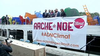 Párizs: Noé bárkájával a klímaváltozás ellen