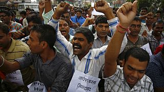 Ambiente de tensión en Nepal horas antes de la promulgación de su nueva Constitución