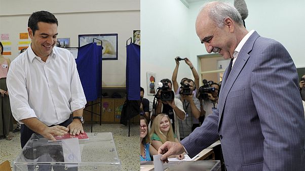 Το εκλογικό τους δικαίωμα άσκησαν ο Αλέξης Τσίπρας και ο Ευάγγελος Μεϊμαράκης Το εκλογικό τους δικαίωμα άσκησαν ο Αλέξης Τσίπρας και ο Ευάγγελος Μεϊμαράκης