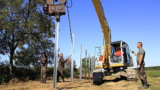 Hungría aprueba que el Ejército vigile las fronteras del país y utilice armas no letales