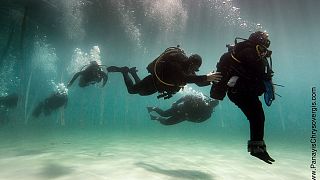 Η πρώτη υποβρύχια χορευτική παράσταση γίνεται στο Σούνιο