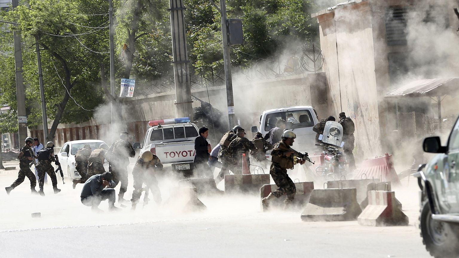Image: Double suicide bombing in Kabul
