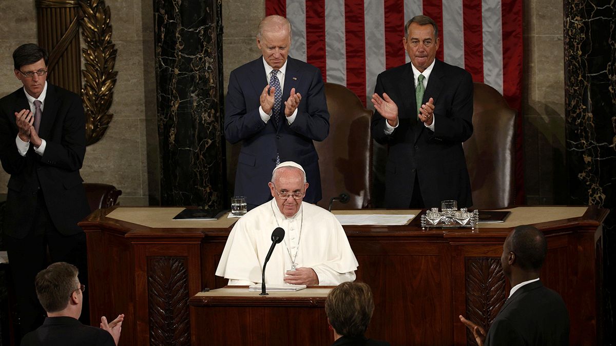 Papst Franziskus fordert vor US-Kongress Ende des Waffenhandels