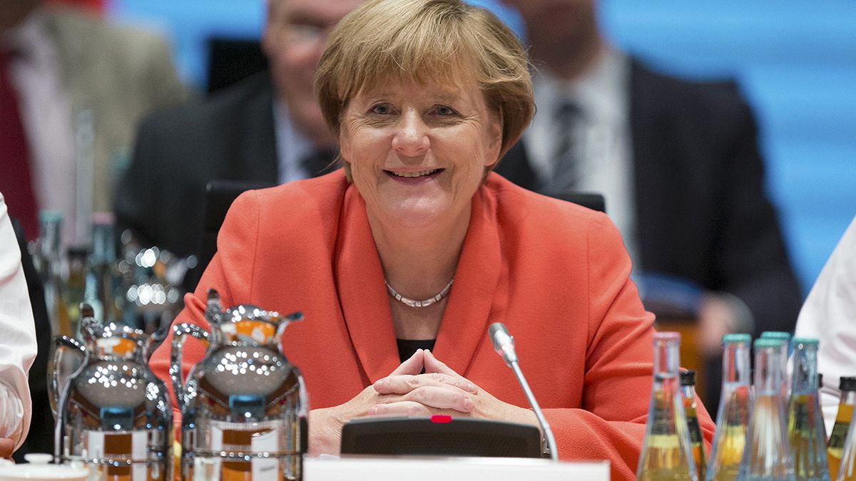 Merkel: Bund zahlt Ländern 670 Euro pro Asylbewerber und Monat