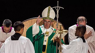 El papa pone fin a su viaje a Nueva York con una multitudinaria misa en el Madison Square Garden