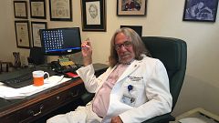Trump doc says Trump bodyguard 'raided' his office, took files