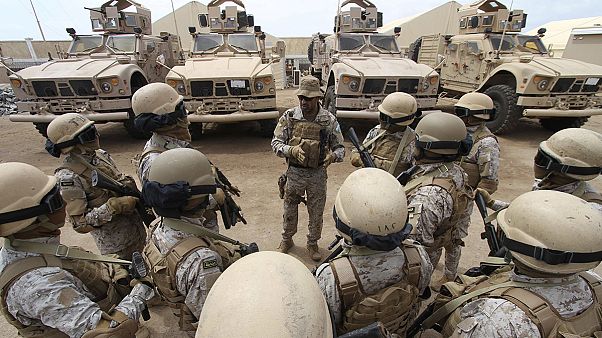 قوات خاصة سعودية تؤمن مناطق يمنية قوات خاصة سعودية تؤمن مناطق يمنية