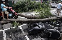 El tifón Dujuan avanza hacia el interior de China tras devastar Taiwán