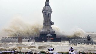 طوفان دوژوان پس از تایوان شرق چین را در هم کوبید