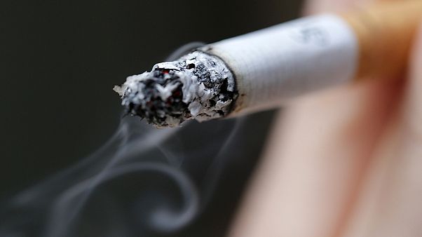 Jó sokat fizetnek mostantól a hanyag dohányosok Párizsban Jó sokat fizetnek mostantól a hanyag dohányosok Párizsban