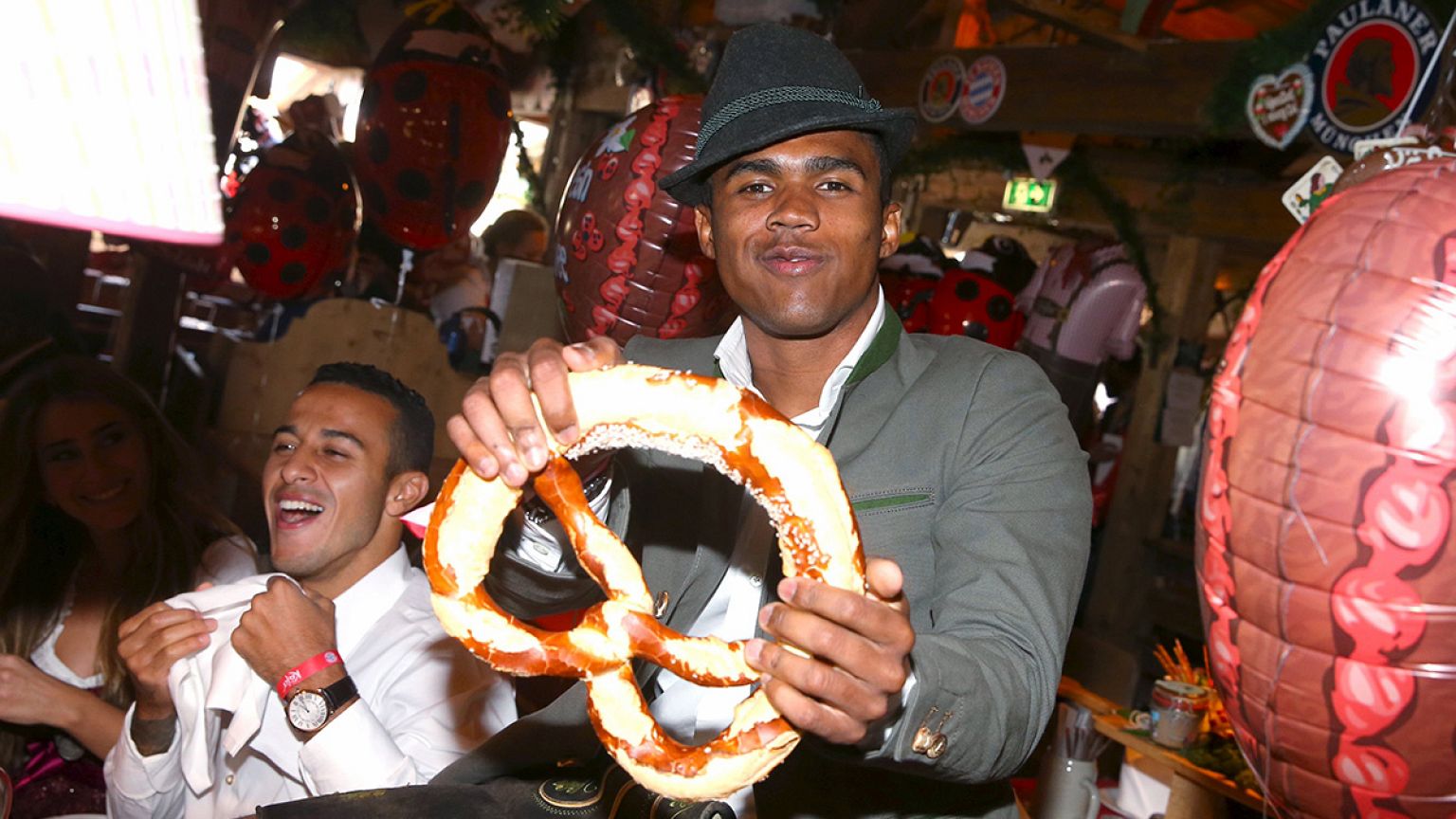 A Bayern München csapat az Oktoberfesten
