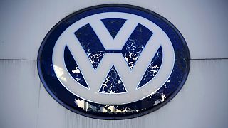 Condutores e investidores abrem processos contra fraude da Volkswagen