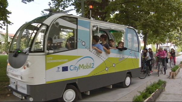 Selbstfahrende Busse in Griechenland unterwegs Selbstfahrende Busse in Griechenland unterwegs