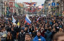 Image: Opposition supporters march in a rally in St. Petersburg