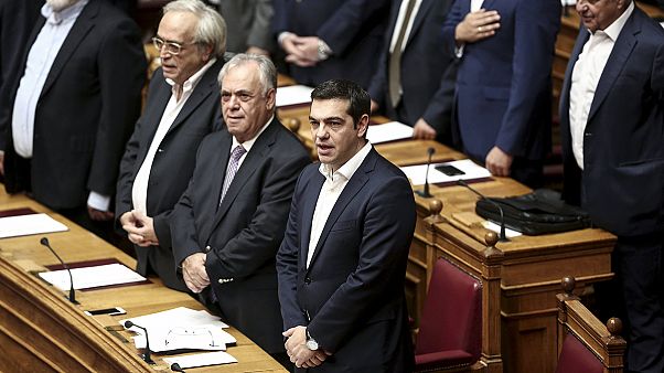Yunanistan parlamentosunda yemin töreni Yunanistan parlamentosunda yemin töreni