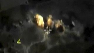 Russia launches more air strikes in Syria