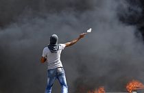 Violence intensifies between Palestinians and Israeli security forces