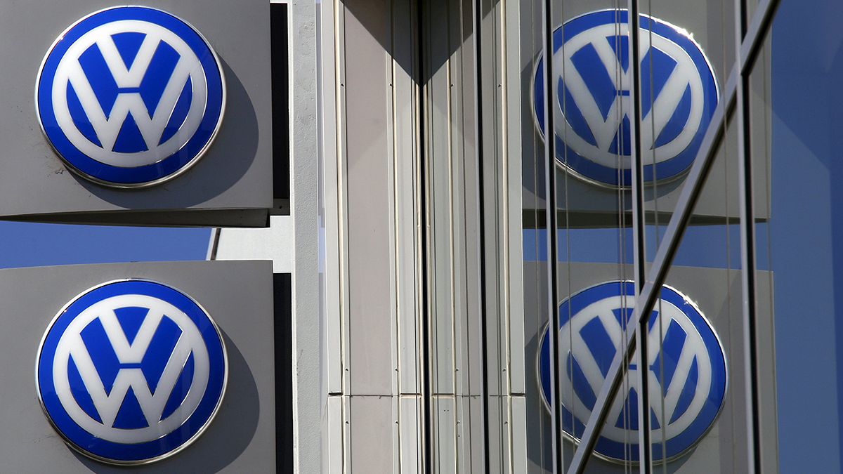 Volkswagen: Emisyon hilesi yapılan araçlar 2016 yılı sonuna kadar onarılacak