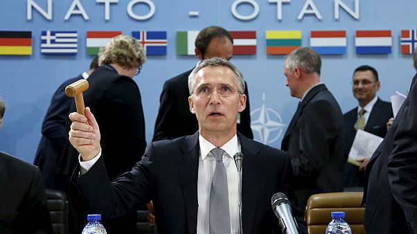 NATO acusa Rússia de ajudar militarmente o regime sírio NATO acusa Rússia de ajudar militarmente o regime sírio
