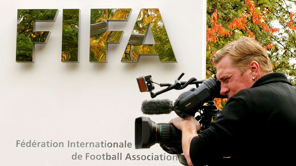 "Limpeza" na FIFA e UEFA agrada a alguns dirigentes do futebol europeu