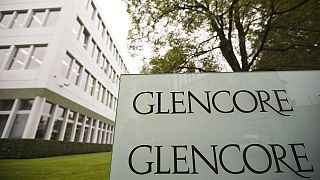 Glencore taglia la produzione di zinco dopo il calo dei prezzi