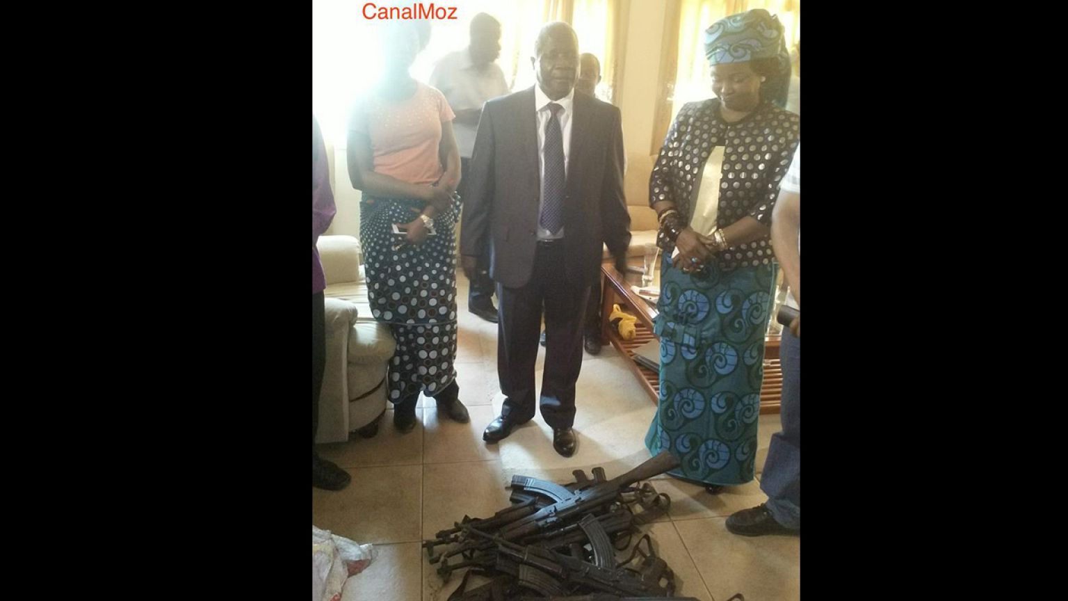 Moçambique: Libertados os seguranças de Dhlakama