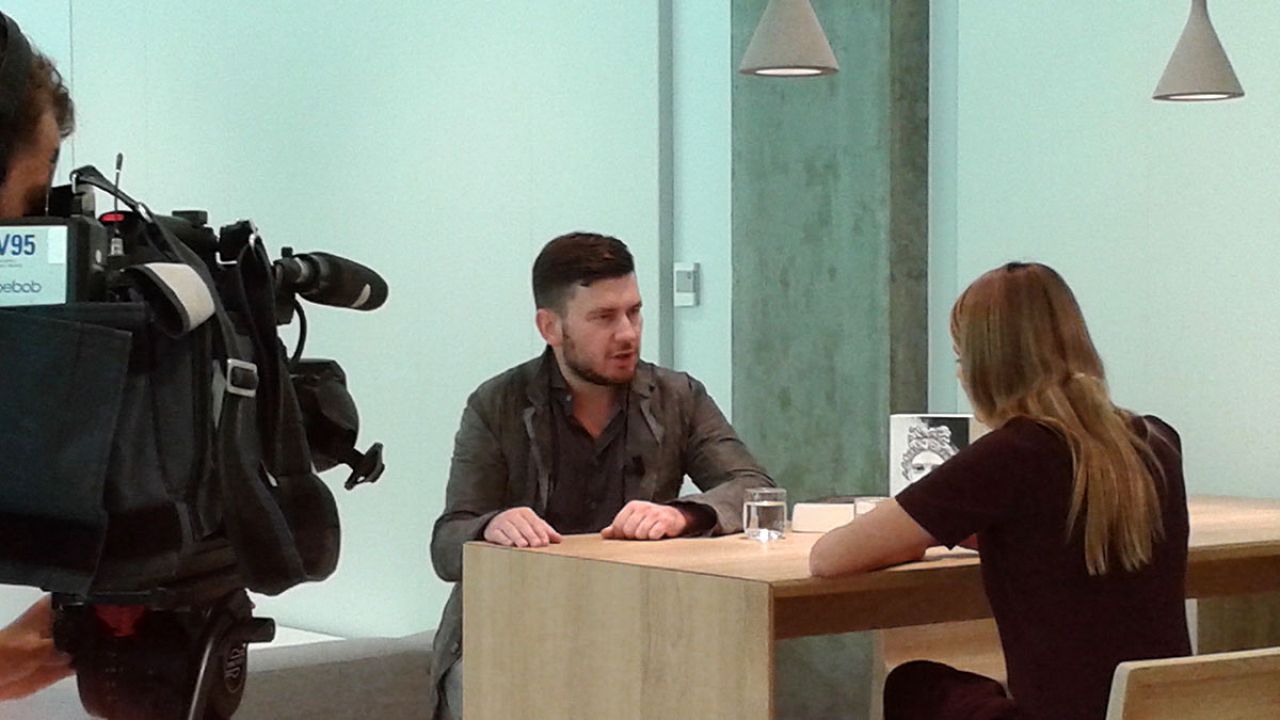 Dmitrij Gluhovszkij: "Az oroszok ellenségre vágynak" Dmitrij Gluhovszkij: "Az oroszok ellenségre vágynak"