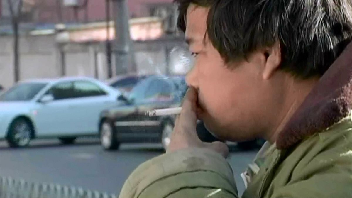 Early death for smokers in China says new report