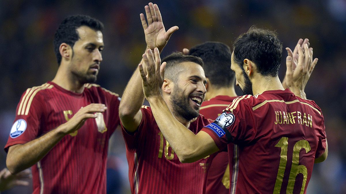 Euro 2016: Spagna e Svizzera volano in Francia