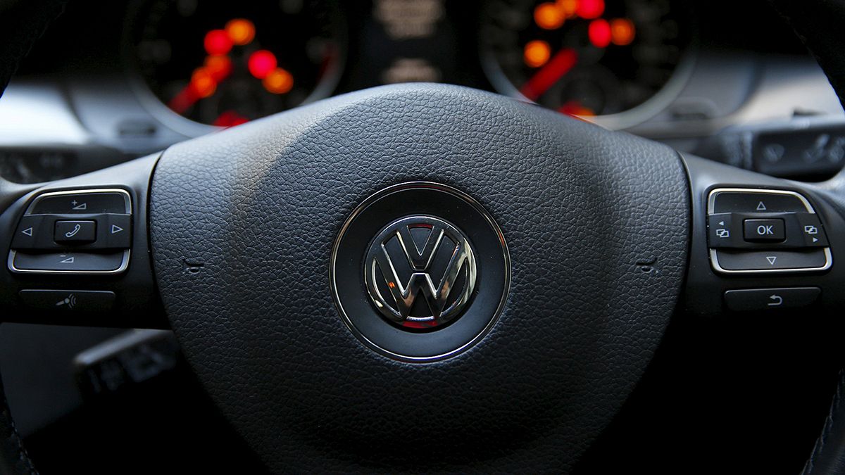 China obliga a Volkswagen a reparar unos 2.000 vehículos por el trucaje de los motores diésel