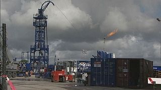 Polónia inaugura terminal marítimo de gás