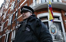 Julian Assange: Fim da vigilância permanente