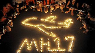 MH17: Οι συγγενείς των θυμάτων ζητούν απαντήσεις