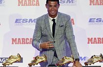 Ronaldo dördüncü 'Altın Ayakkabı'sını aldı